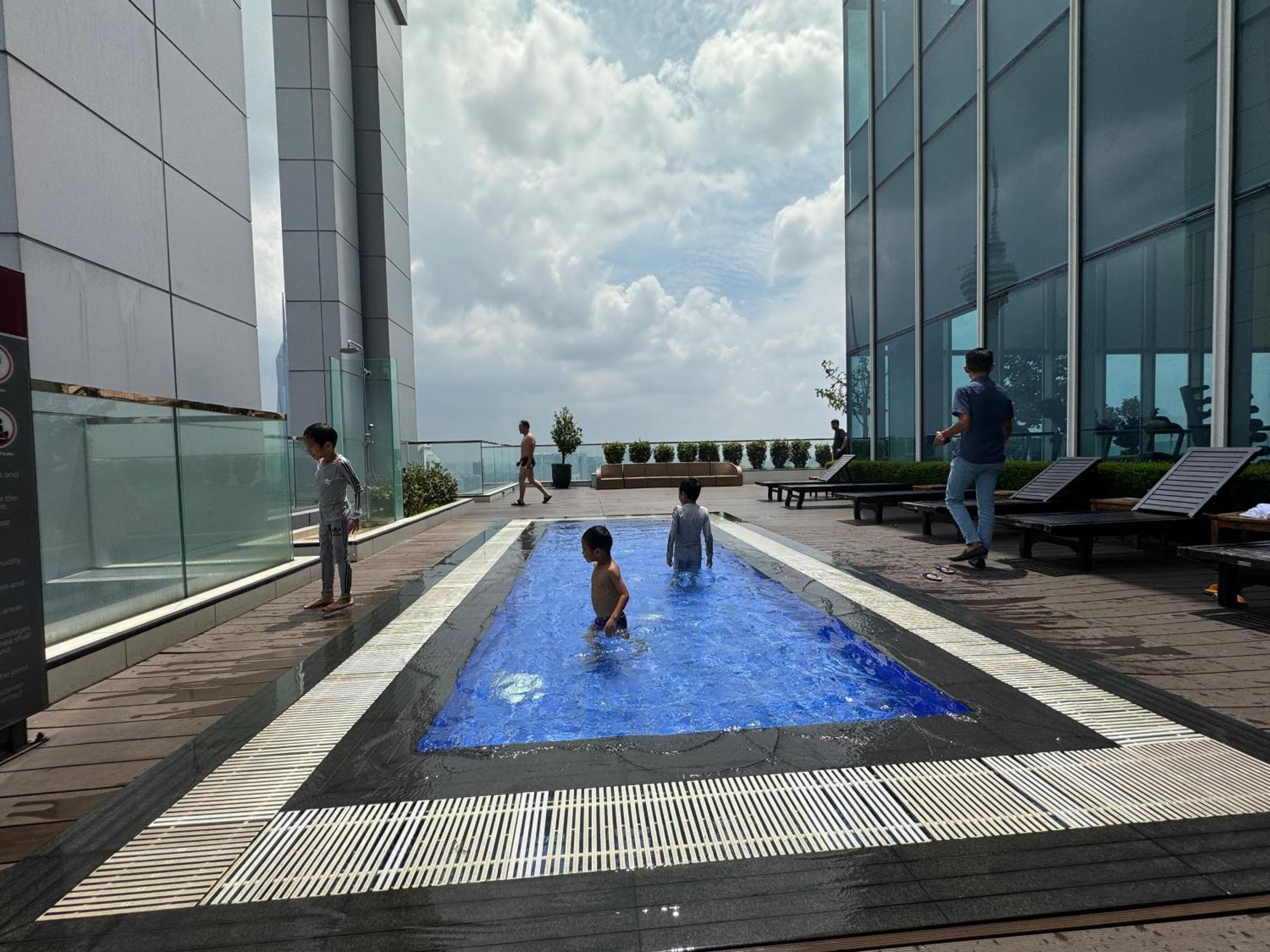 The Platinum Kuala Lumpur By Castle Daire Dış mekan fotoğraf